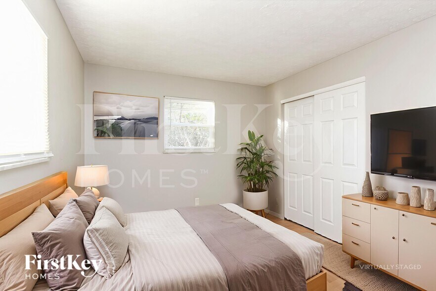 Building Photo - 5355 Gambel Rd