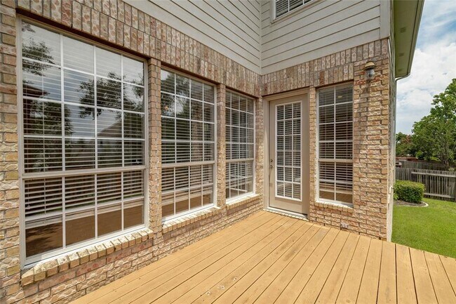 Building Photo - 10425 Canyon Vista Way