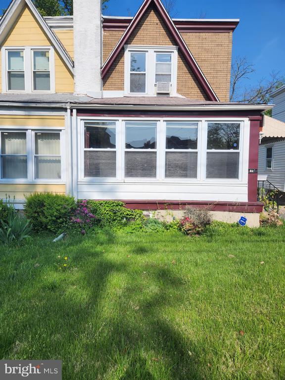 Building Photo - 810 Rundale Ave