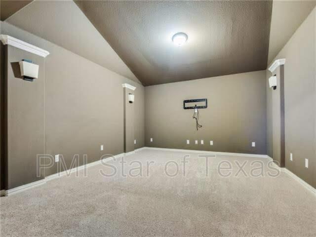 Building Photo - 7509 Rockyford Dr