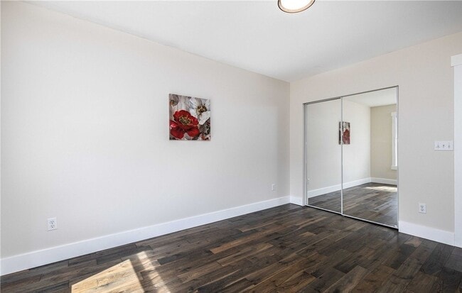 Building Photo - Stunning large 4 bedroom in Northwest Land...