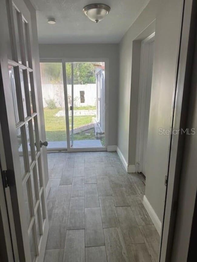 Building Photo - Kissimmee Home