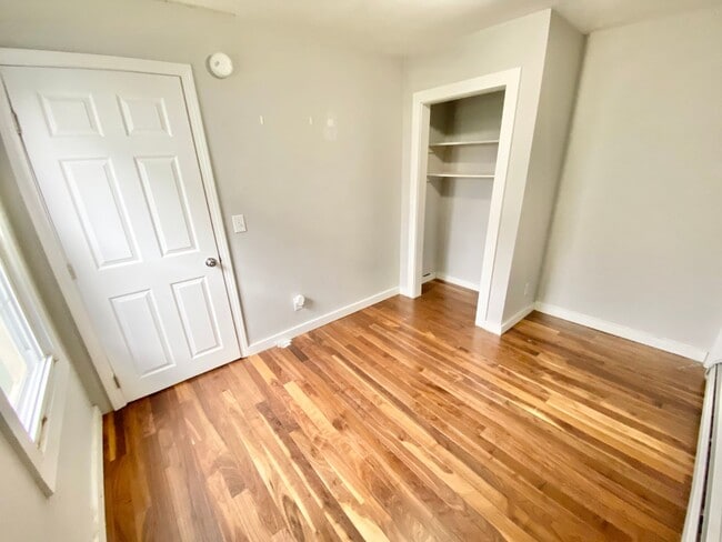 Building Photo - 89 Pitkin St