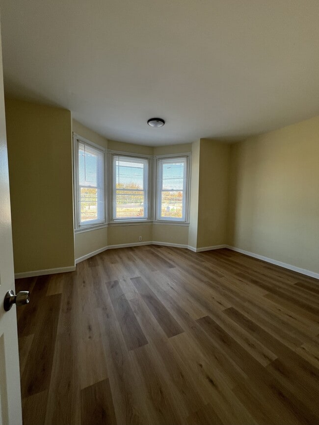 Building Photo - 3540 Mantua Ave