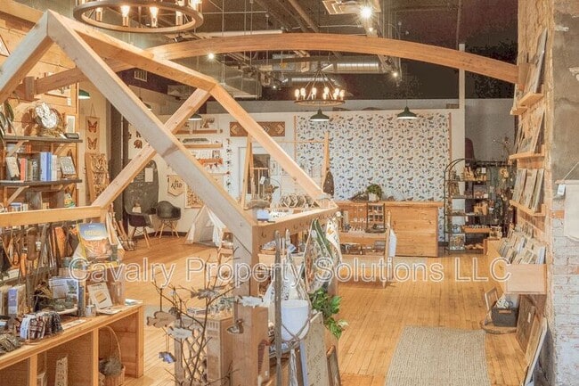 Building Photo - 1831 W Michigan St