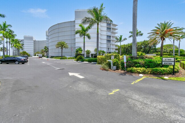 Building Photo - 2780 S Ocean Blvd