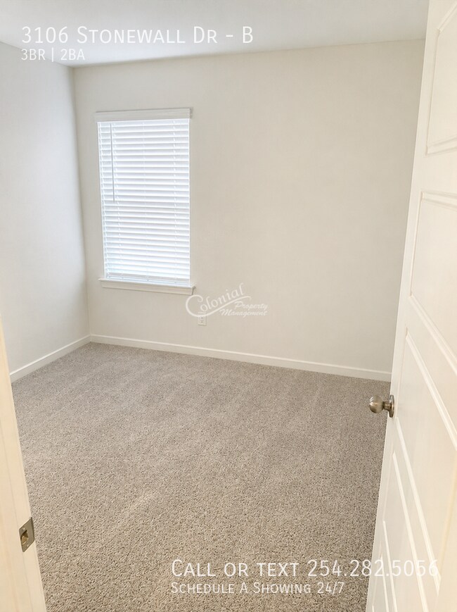 Building Photo - 3106 Stonewall Dr