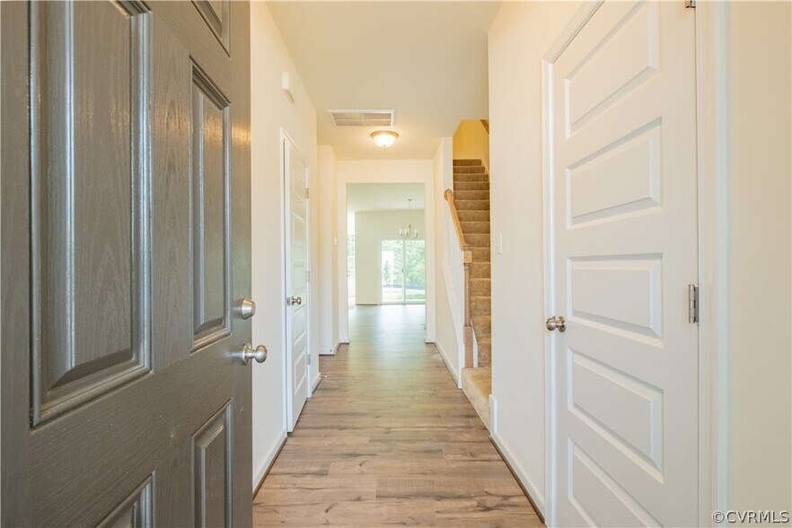 Building Photo - 18433 Palisades Ct