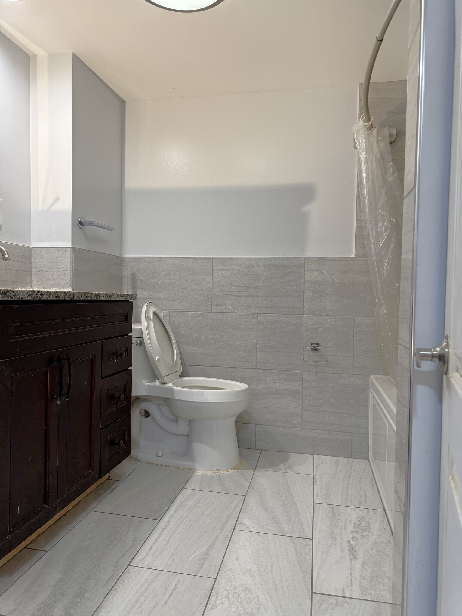 Building Photo - 9942 Frederick Rd