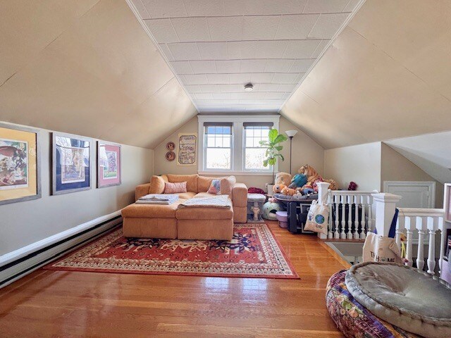 Building Photo - 894 Fellsway