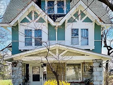 Primary Photo - 2831 Harrison St