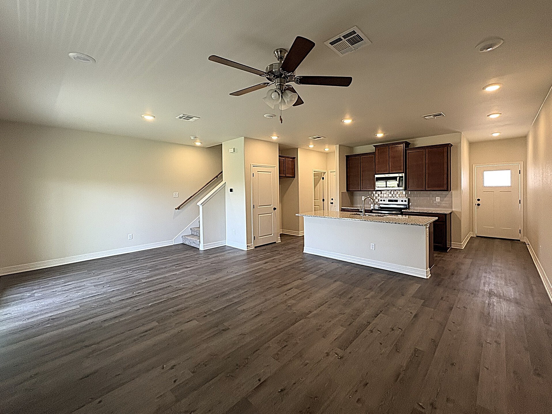 Building Photo - 1166 Lindsey Dr
