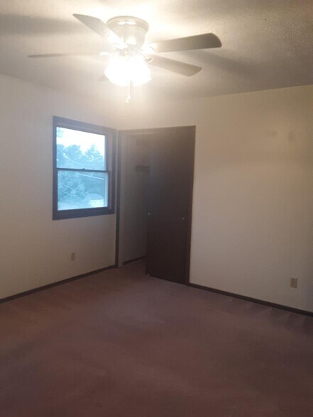 Building Photo - 3617 Mount Pleasant St NW