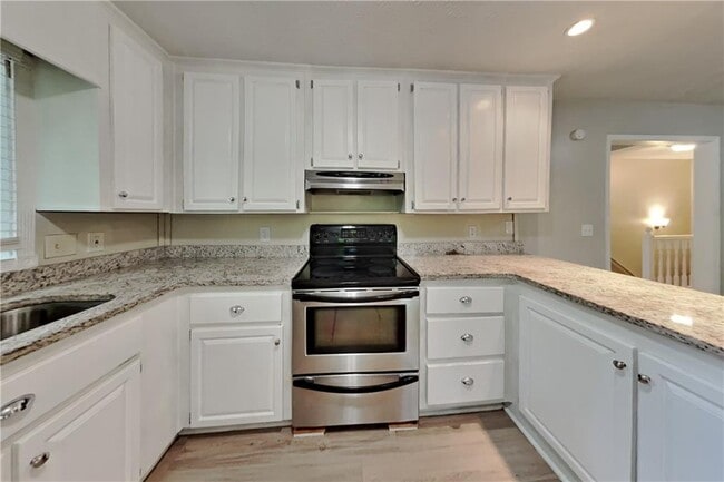 Building Photo - 1675 Cedar Grove Dr