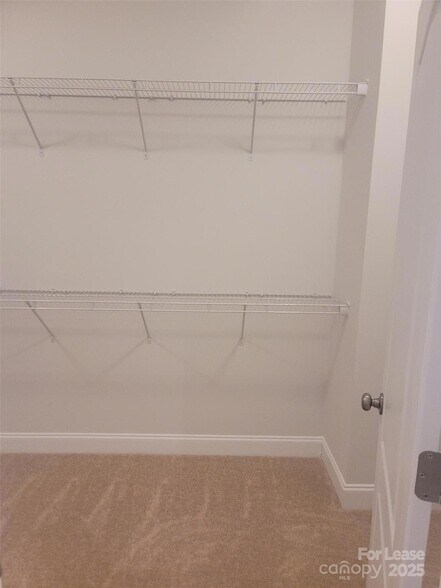 Building Photo - 1115 Kalli Dr