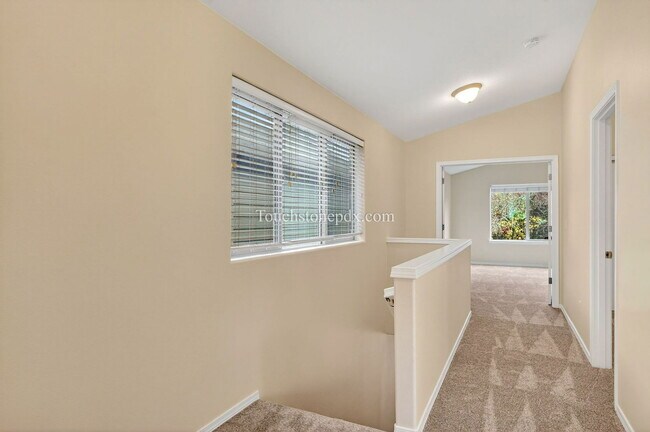 Building Photo - 1509 SW 175th Ave