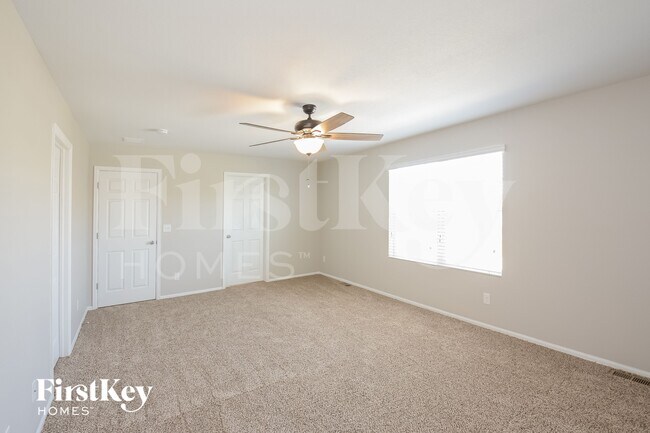 Building Photo - 6481 N Dunkirk Ct