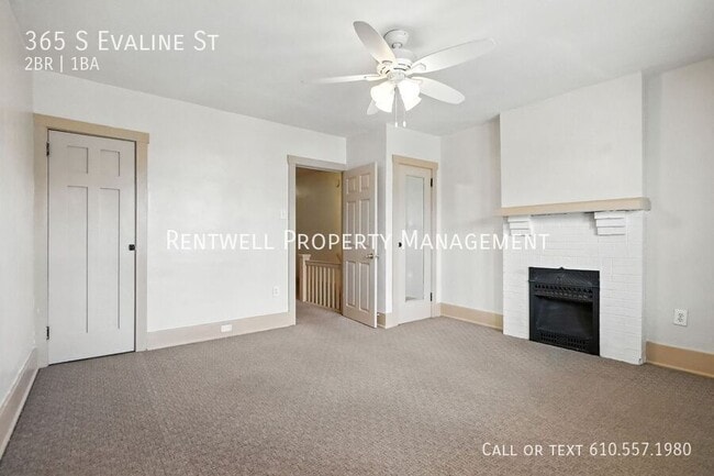 Building Photo - 365 S Evaline St