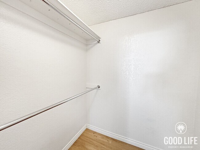 Building Photo - Elegant 2BD/1BA Condo in El Cajon with Walk-In Closet, Covered Patio & Pool