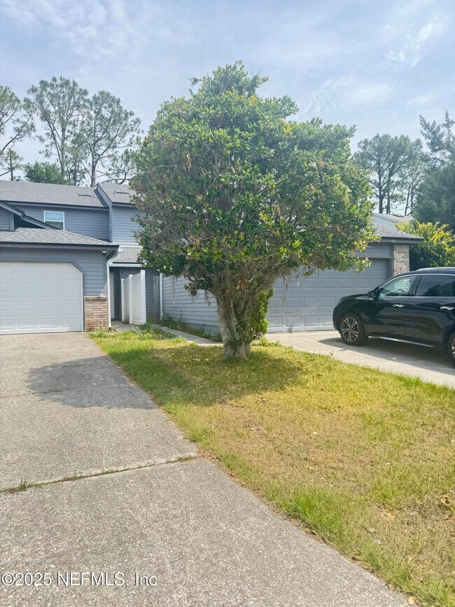 Primary Photo - 4425 Millstone Ct