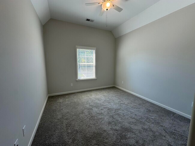 Building Photo - 5170 Saffron Spg Rd