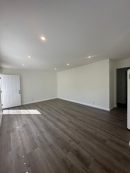 Building Photo - 16121 Clark Ave