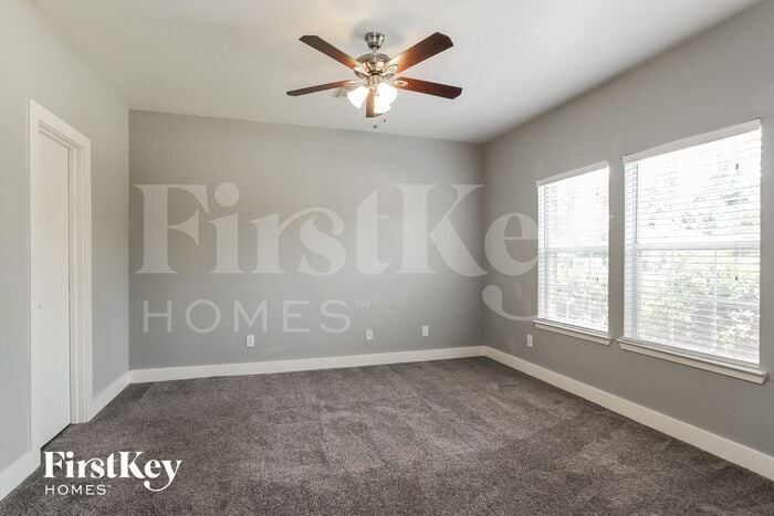 Building Photo - 419 Laurel Sage Dr