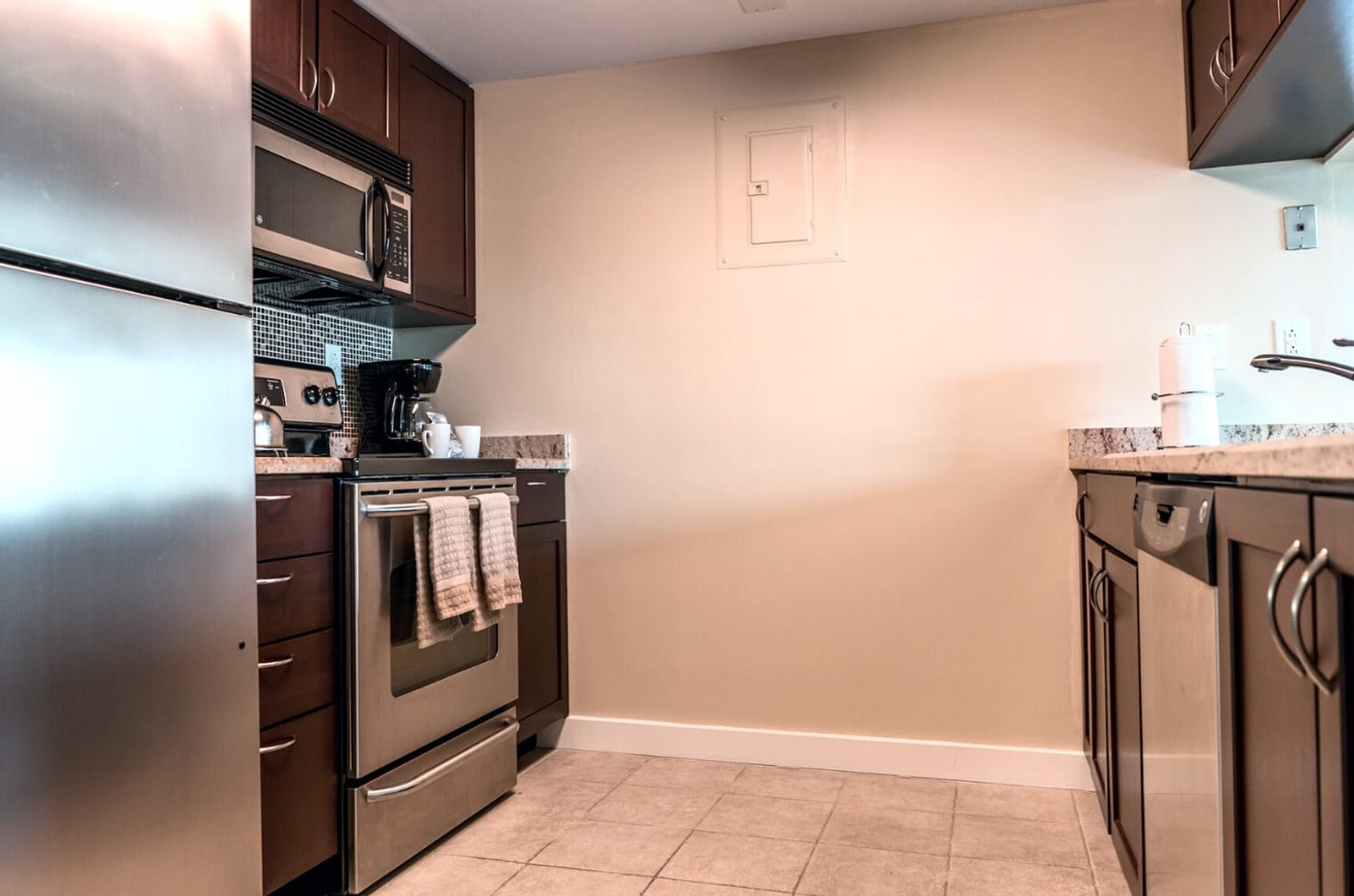 Building Photo - 127 Greyrock Pl