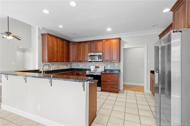 Building Photo - 480 Whispering Pines Dr