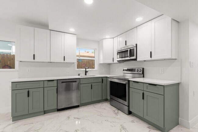 Building Photo - 3675 Gulf Blvd