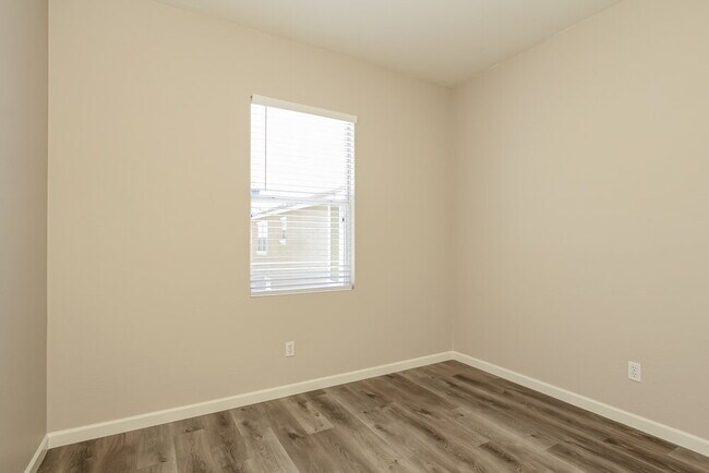 Building Photo - 34824 N 30th Ave