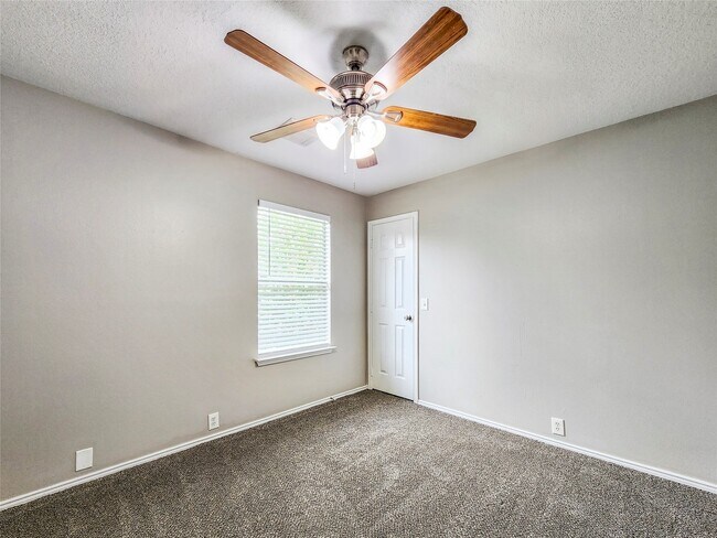 Building Photo - 19222 Indian Stone Ln
