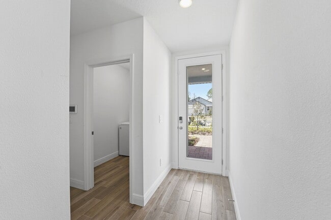 Building Photo - 205 Links Ter Blvd