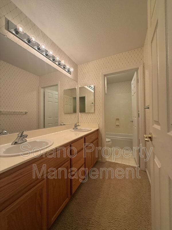 Building Photo - 661 Vintage Valley Dr