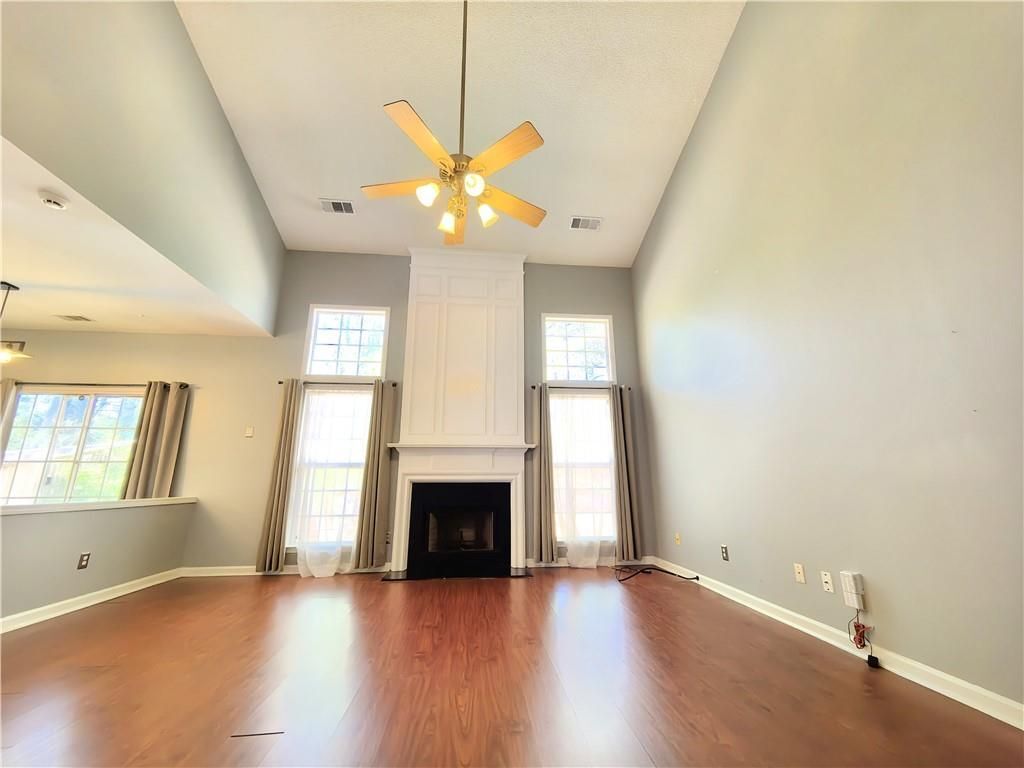 Building Photo - 2815 Priestcliff Dr SE