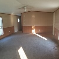 Building Photo - 2086 Stonecreek Rd SW