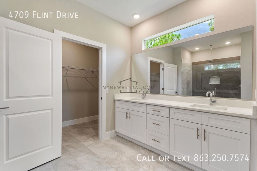 Building Photo - 4709 Flint Dr