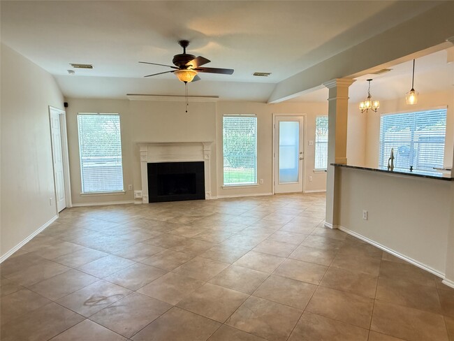 Building Photo - 3511 Paigewood Dr