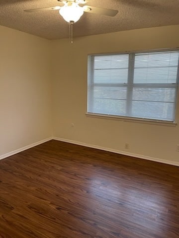 Building Photo - MOVE-IN READY. Single level, pet friendly front-end fourplex townhome, UPGRADED WIDE PLANK FLOORI...