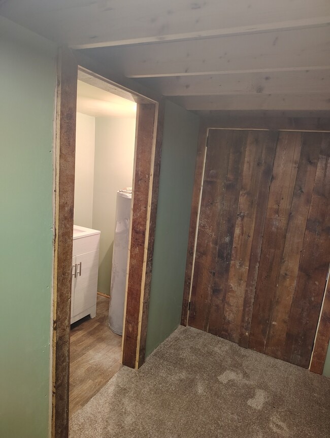 Building Photo - 403 Cook Rd