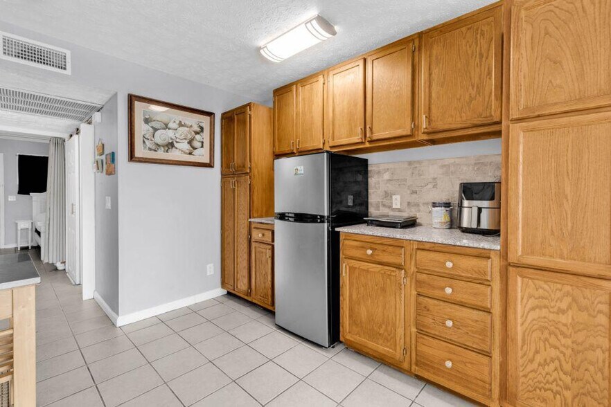 Building Photo - 2000 S Ocean Blvd