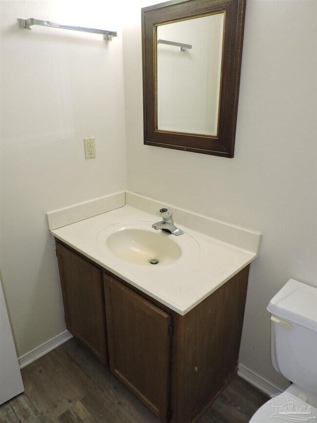 Building Photo - 3155 Belle Meade Dr