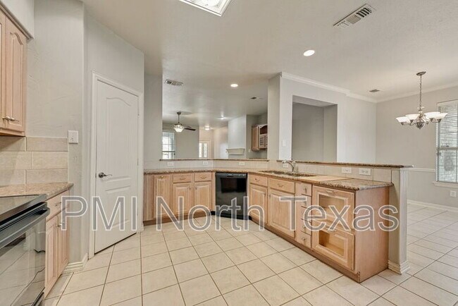 Building Photo - 11644 Lenox Ln