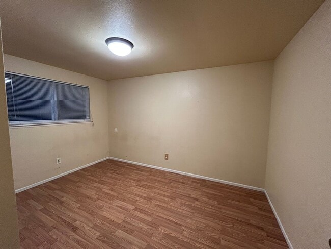 Building Photo - 5952 Longdin Rd