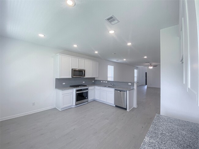 Building Photo - 8014 Chukka Dr