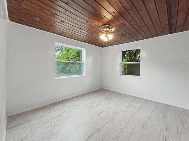 Building Photo - 2848 Harwood St