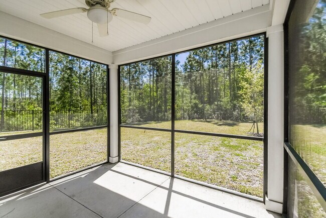 Building Photo - 2570 Laylas Wy