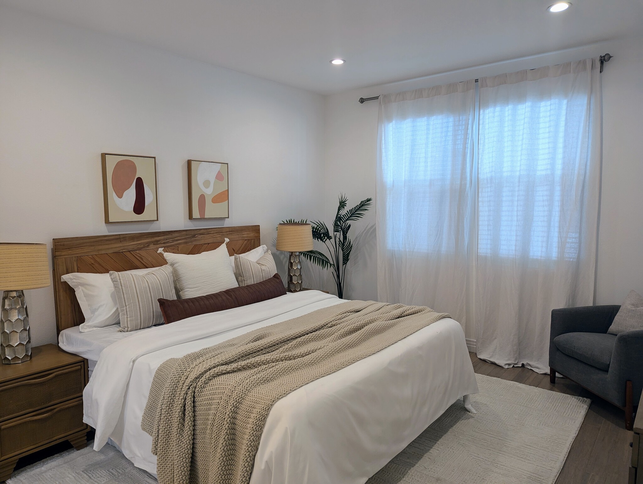 Building Photo - 7100 Playa Vista Dr