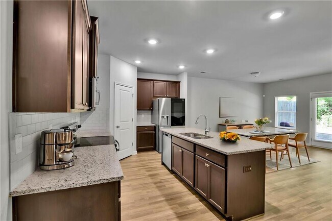 Building Photo - 3405 Endurance Ct