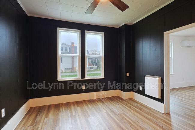 Building Photo - 14208 Temple St